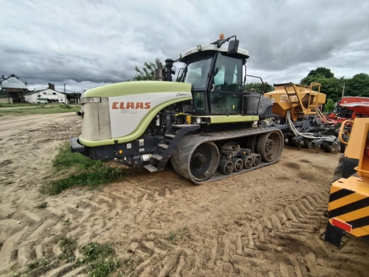 Трактор гусеничный CLAAS Challenger 75